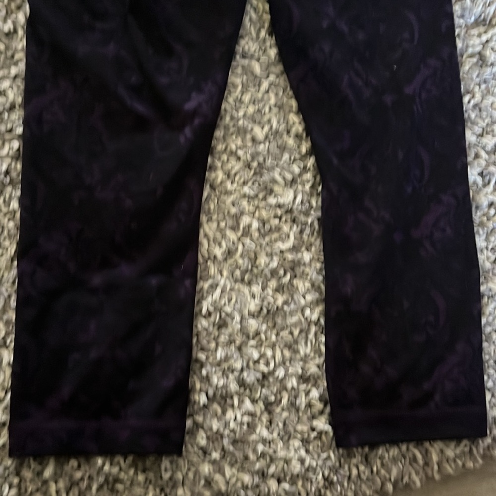 Lululemon Wunder Under Purple Floral Crop Leggings - Picture 4 of 7
